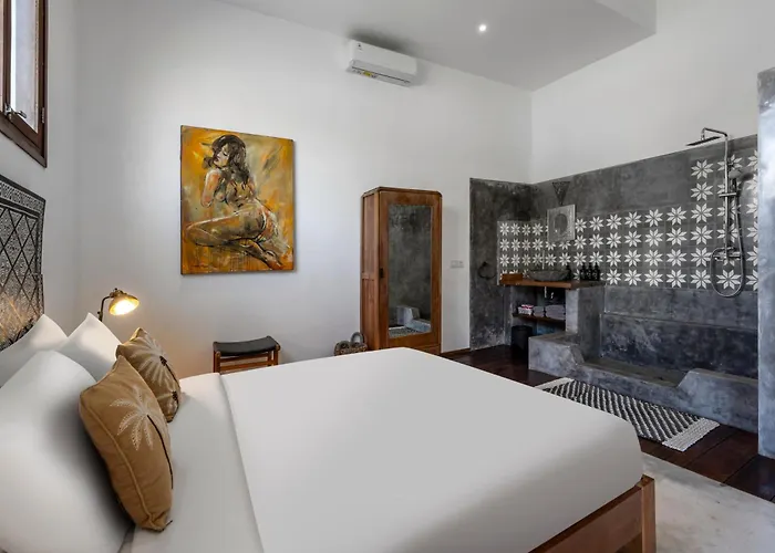 Maje By Alfred In Bali فيلة